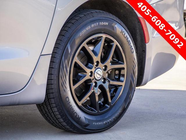 2021 Chrysler Pacifica Touring L 2021 Chrysler Pacifica Touring L