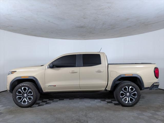 2024 GMC Canyon 4WD AT4 2024 GMC Canyon 4WD AT4