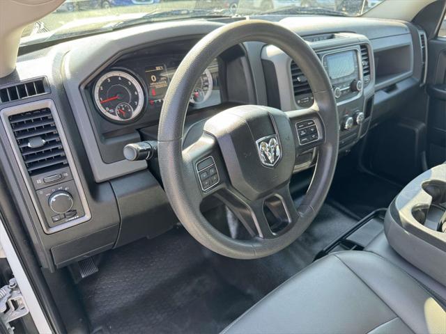2020 RAM 1500 Classic Tradesman Crew Cab 4x2 57 Box 2020 RAM 1500 Classic Tradesman Crew Cab 4x2 57 Box