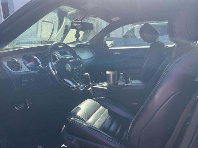 2013 Ford Mustang V6 Premium