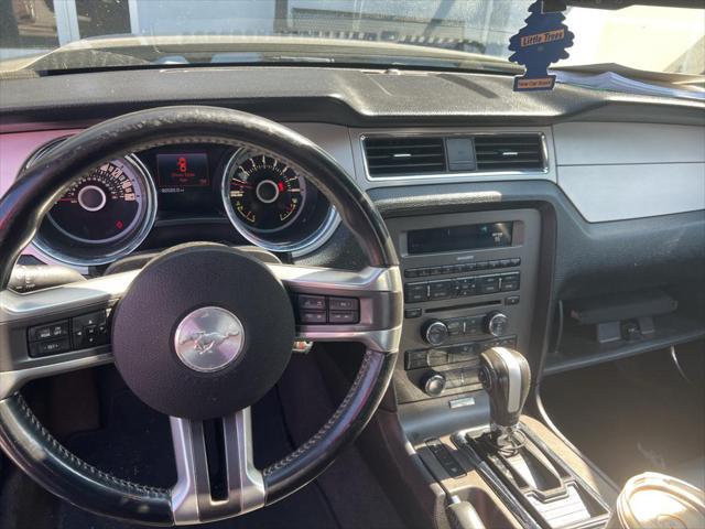 2013 Ford Mustang V6 Premium