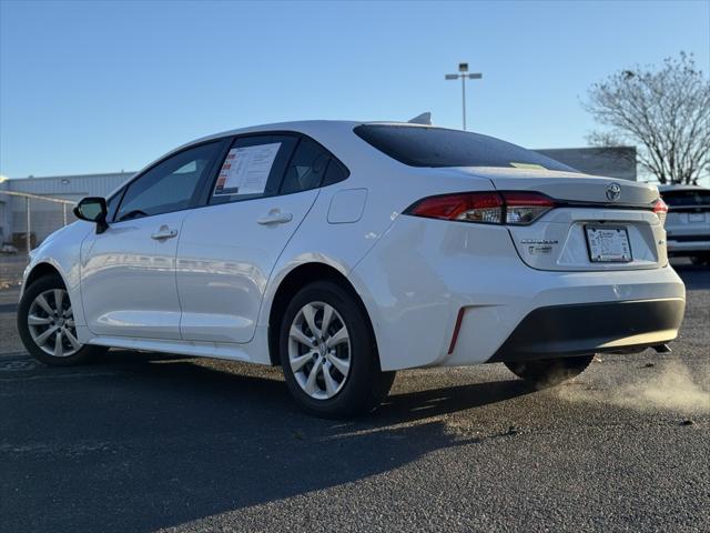 2025 Toyota Corolla LE