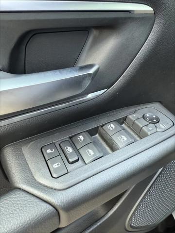 2025 Ram 1500 Lone Star Crew Cab 4x2 5'7" Box