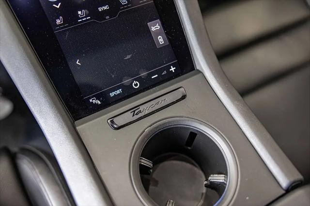 2022 Porsche Taycan Standard