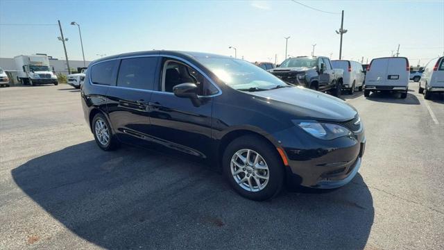 2022 Chrysler Voyager LX 2022 Chrysler Voyager LX