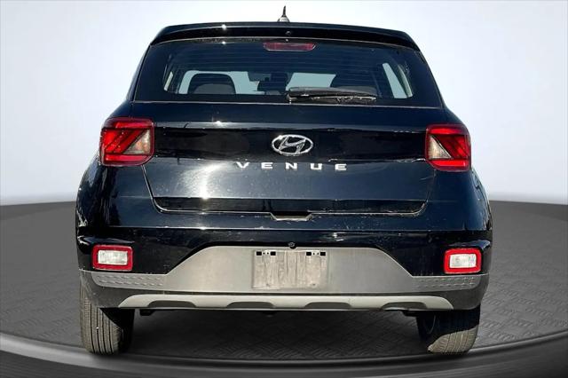 2024 Hyundai Venue SE