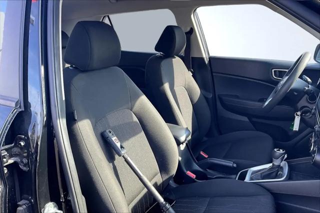 2024 Hyundai Venue SE