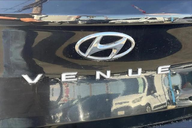 2024 Hyundai Venue SE
