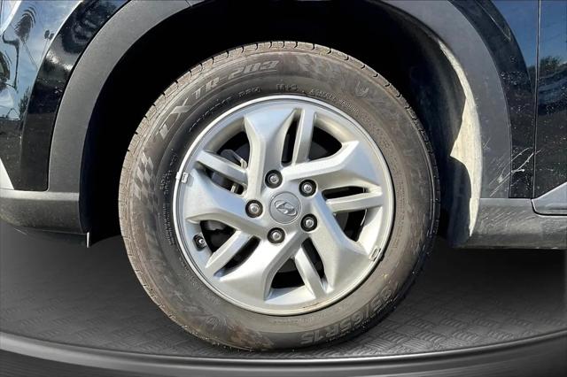 2024 Hyundai Venue SE
