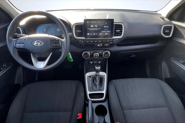 2024 Hyundai Venue SE