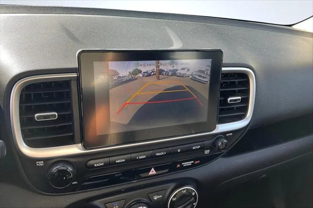 2024 Hyundai Venue SE