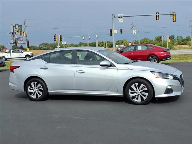 2022 Nissan Altima S FWD