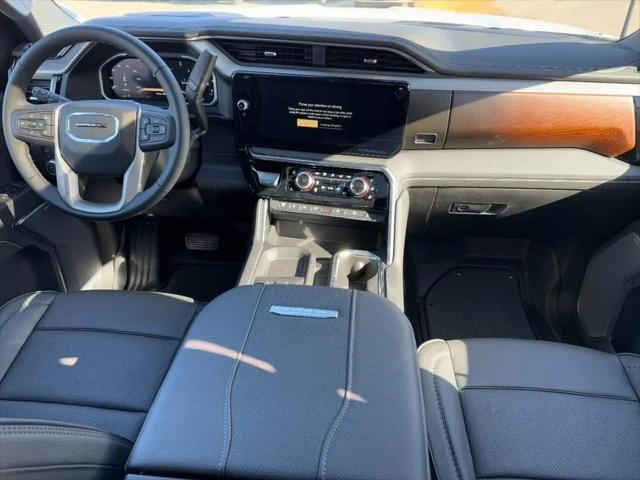 2026 GMC Sierra 2500HD Crew Cab, Standard Bed, Denali, 4WD