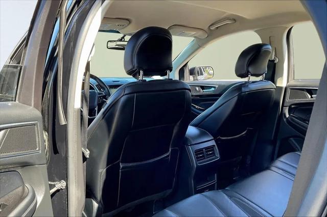 2016 Ford Edge Titanium