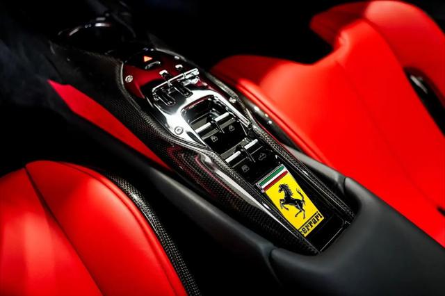 2025 Ferrari 296 GTS GTS