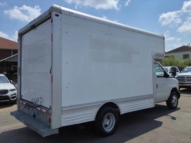2006 Ford E-450 Cutaway E-450