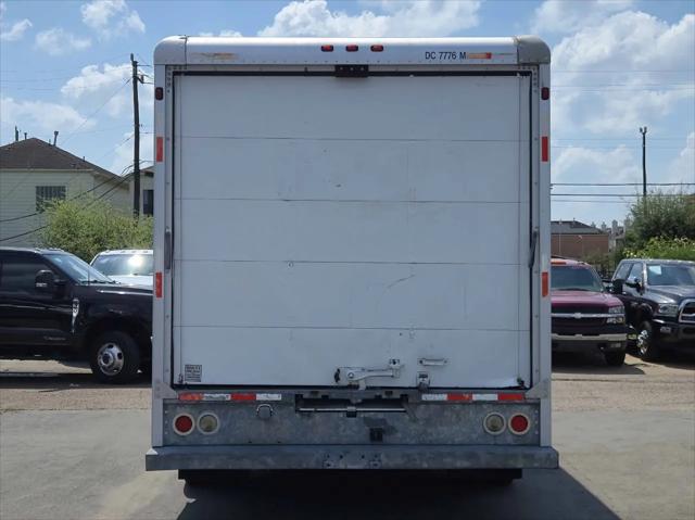 2006 Ford E-450 Cutaway E-450