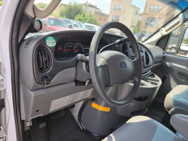 2006 Ford E-450 Cutaway E-450