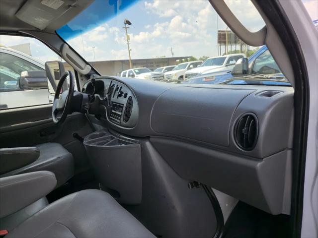 2006 Ford E-450 Cutaway E-450