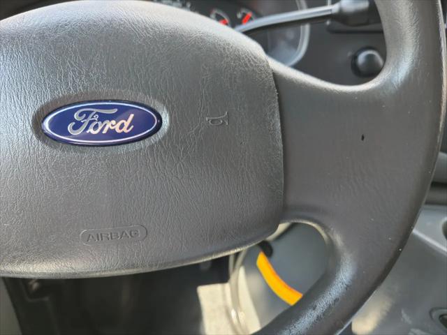2006 Ford E-450 Cutaway E-450