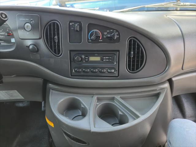 2006 Ford E-450 Cutaway E-450