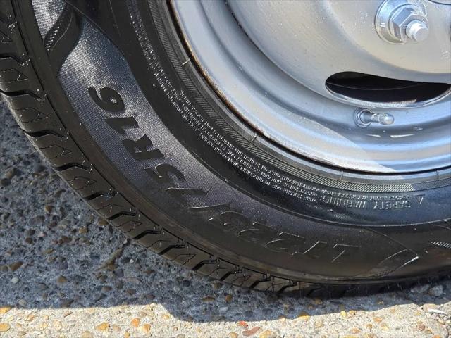 2006 Ford E-450 Cutaway E-450