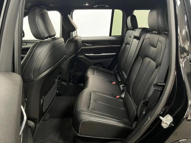 2025 Jeep Grand Cherokee Limited 4x2