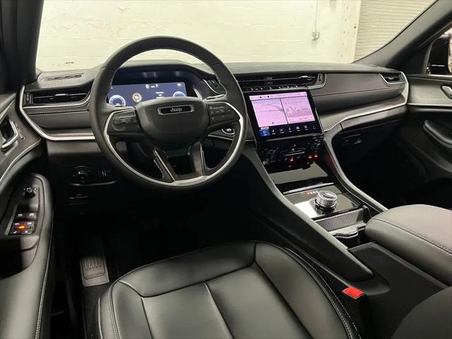 2025 Jeep Grand Cherokee Limited 4x2