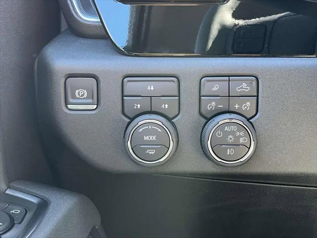 2026 Chevrolet Silverado 2500HD Crew Cab, Standard Bed, LT, 4WD