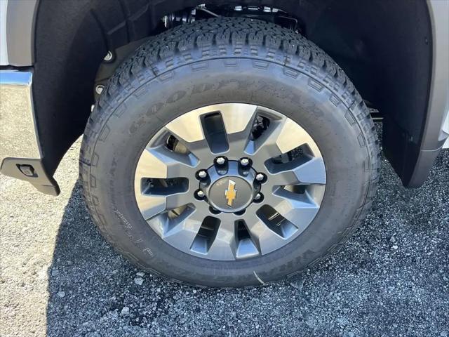 2026 Chevrolet Silverado 2500HD Crew Cab, Standard Bed, LT, 4WD