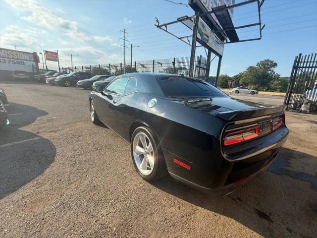 2016 Dodge Challenger R/T Plus