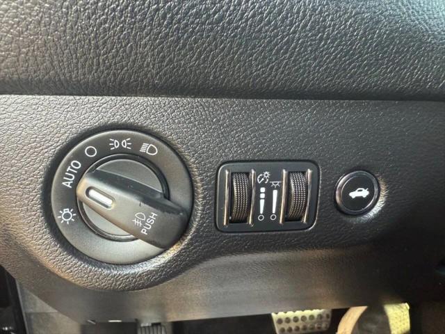 2016 Dodge Challenger R/T Plus