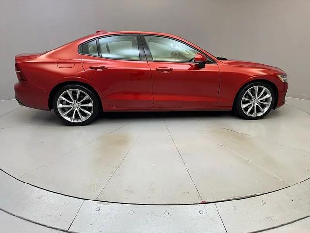 2020 Volvo S60 T5 Momentum