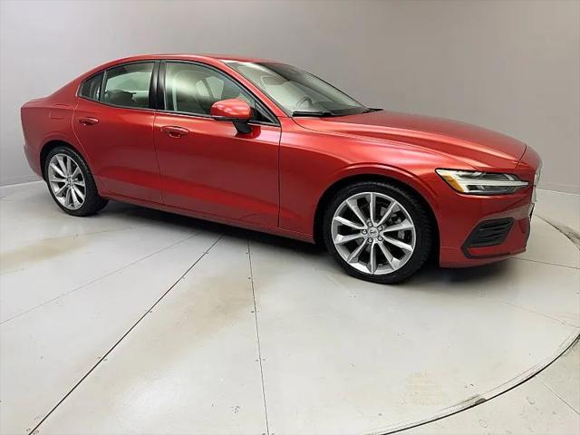 2020 Volvo S60 T5 Momentum