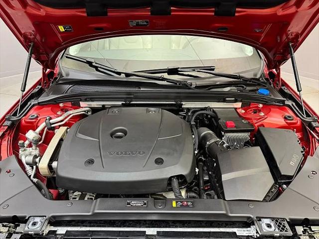 2020 Volvo S60 T5 Momentum