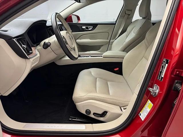 2020 Volvo S60 T5 Momentum