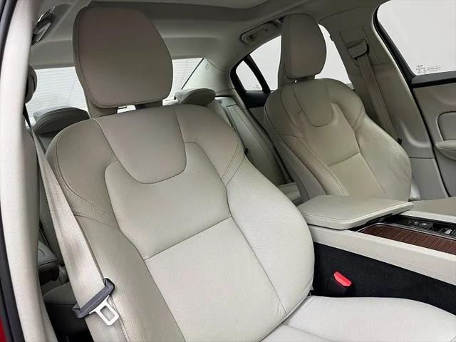 2020 Volvo S60 T5 Momentum