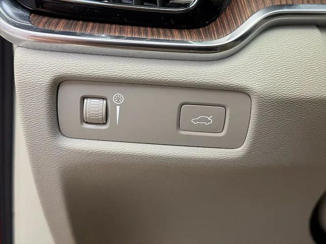 2020 Volvo S60 T5 Momentum