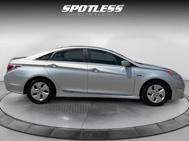 2012 Hyundai Sonata Hybrid Base