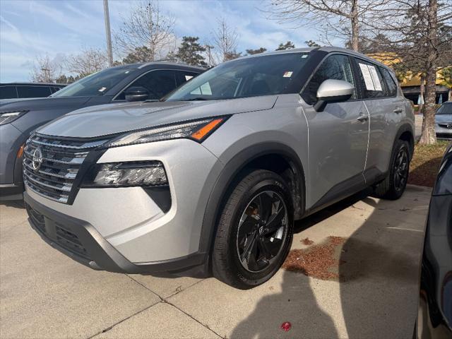 2024 Nissan Rogue SV FWD