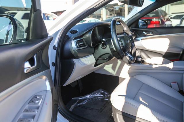 2022 Genesis G70 2.0T RWD 2022 Genesis G70 2.0T RWD