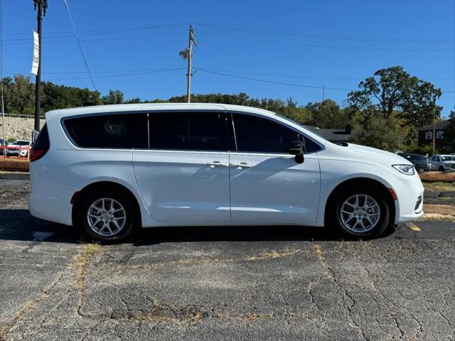 2024 Chrysler Pacifica Touring L 2024 Chrysler Pacifica Touring L