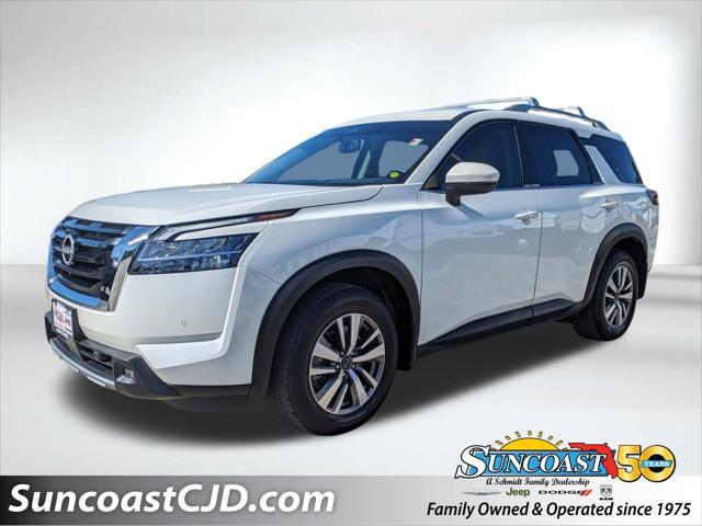 2022 Nissan Pathfinder SL 4WD