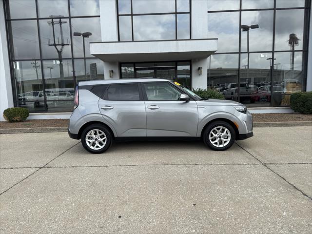 2023 Kia Soul LX 2023 Kia Soul LX