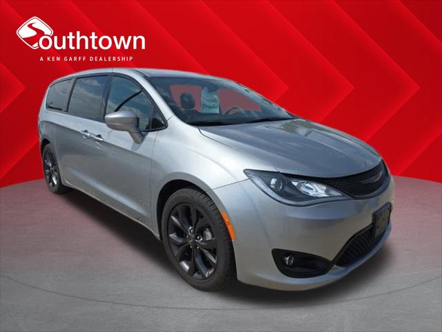 2019 Chrysler Pacifica Touring Plus