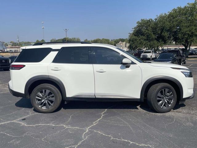 2023 Nissan Pathfinder SV FWD 2023 Nissan Pathfinder SV FWD