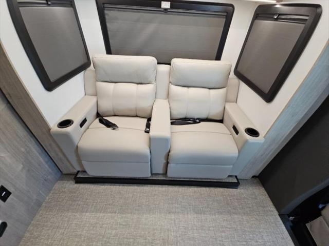2026 Mercedes-Benz Sprinter 4500 Chassis Standard Roof 4-Cyl Diesel HO
