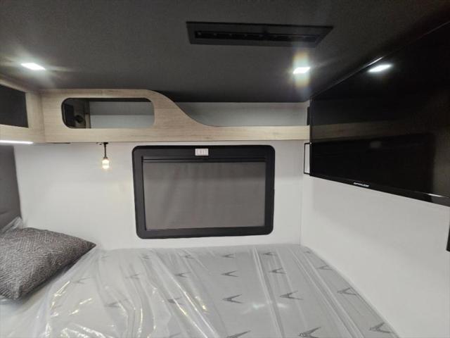 2026 Mercedes-Benz Sprinter 4500 Chassis Standard Roof 4-Cyl Diesel HO