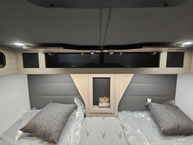 2026 Mercedes-Benz Sprinter 4500 Chassis Standard Roof 4-Cyl Diesel HO
