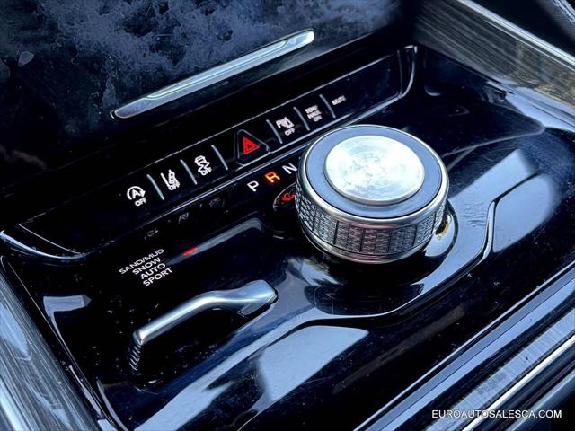 2022 Jeep Wagoneer Series II 4x4